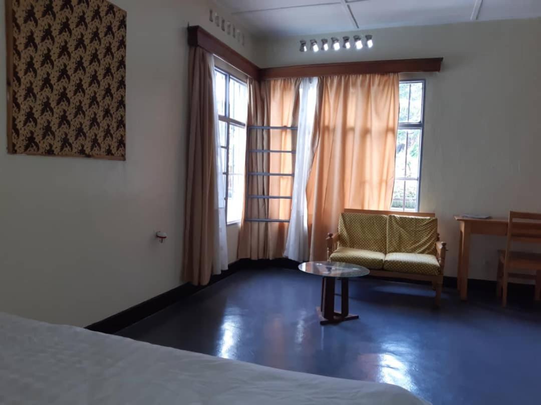 Maddy'S Kitchen And Accomodation Gisenyi Exterior foto