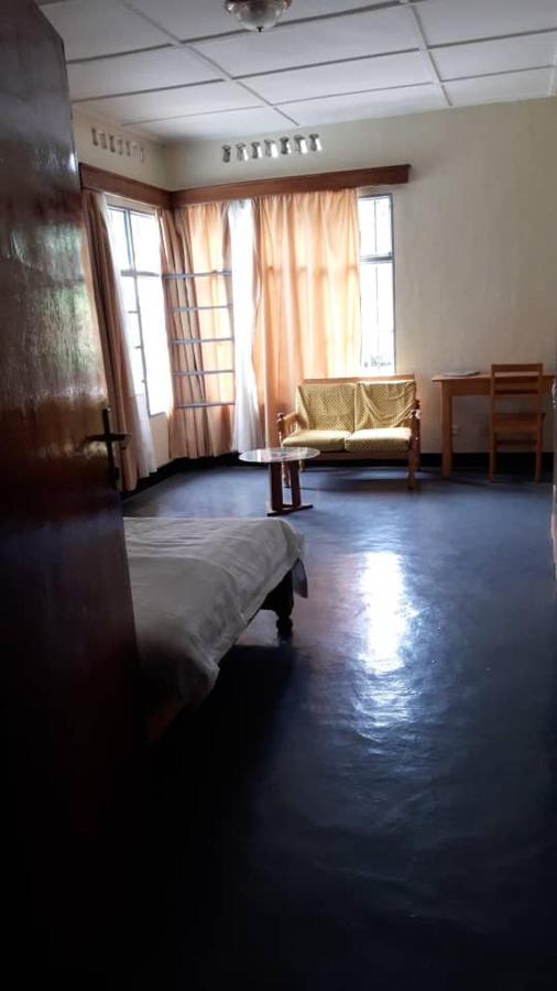 Maddy'S Kitchen And Accomodation Gisenyi Exterior foto